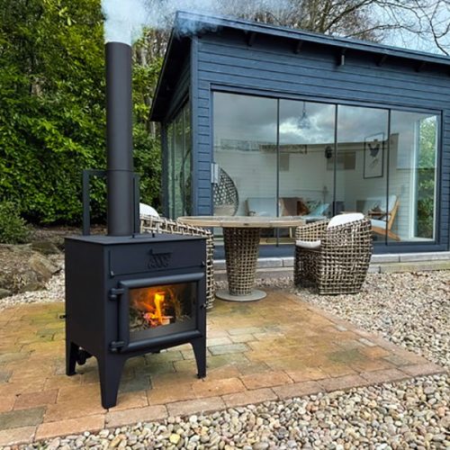 ESSE unveils next generation garden stove with pizza oven
